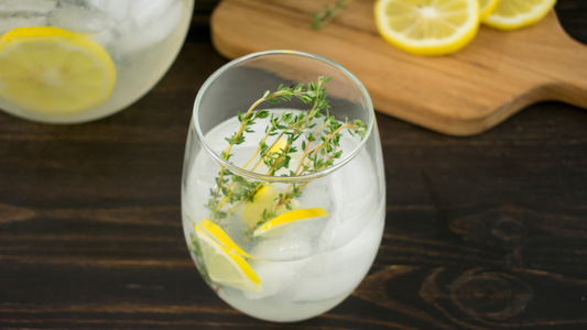 Limoncello spritz